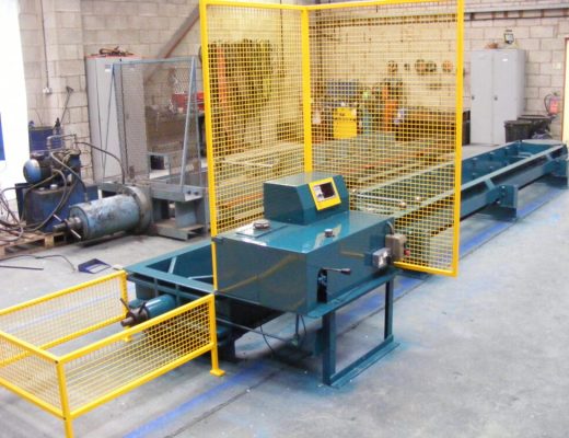 Horizontal Tensile test machine with vertical guards around the operator location